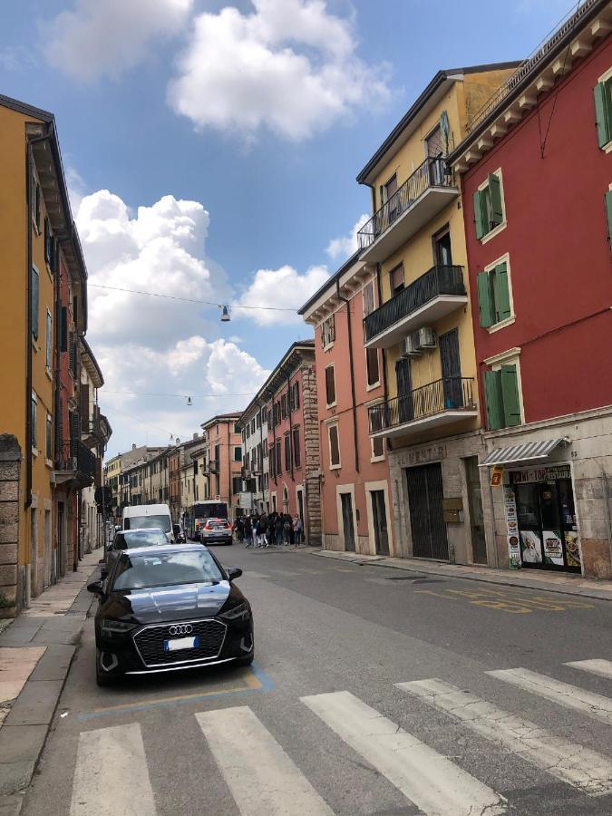 La Casa In Via Venti Apartment Verona Ngoại thất bức ảnh